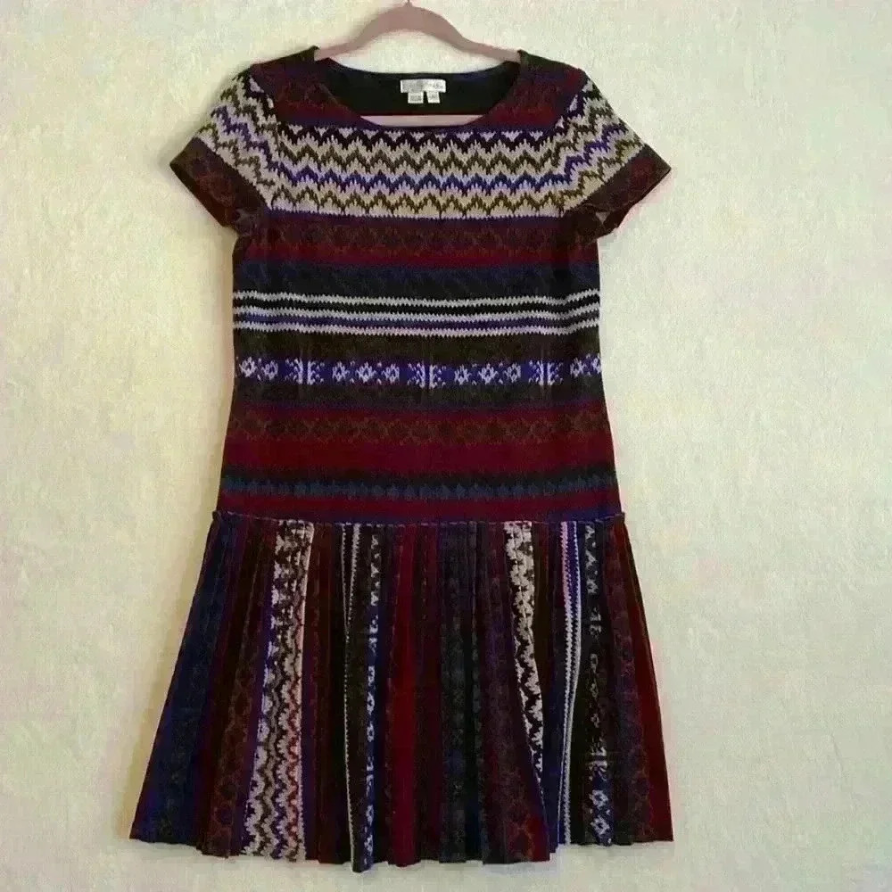 London Times Women's Short Sleeve Knit Dress Pleated Skirt Size 8